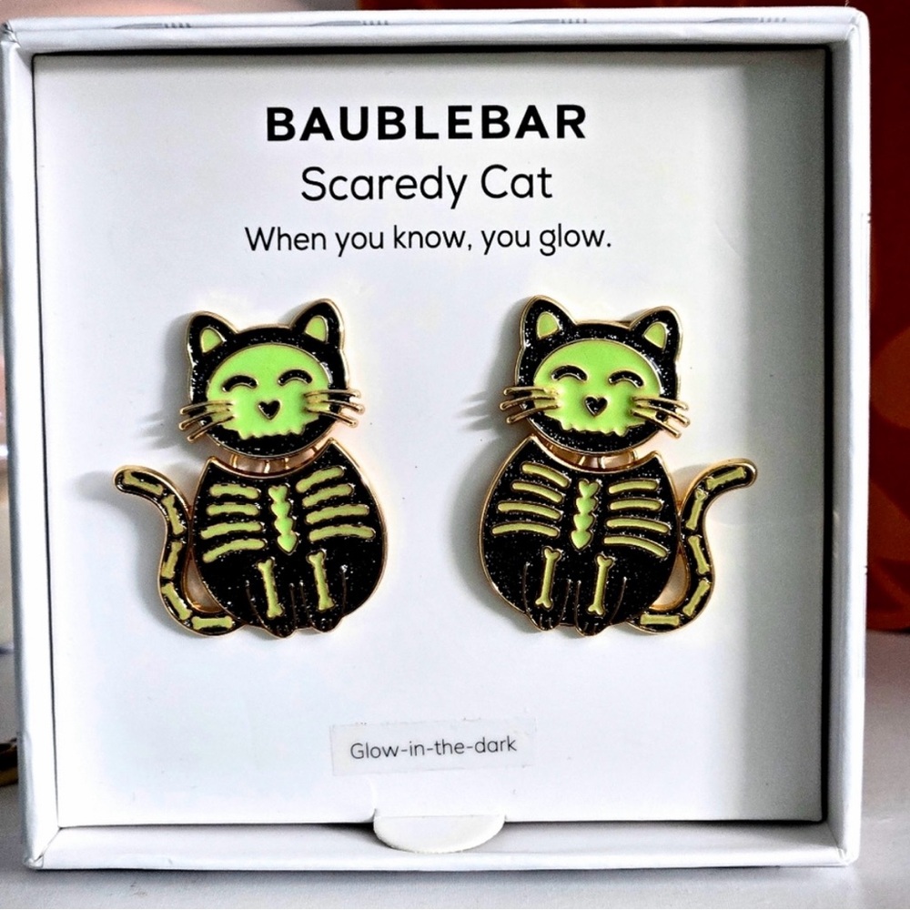 Baublebar Halloween Scardey Cat Glow in the Dark Earrings (BRAND NEW!)
